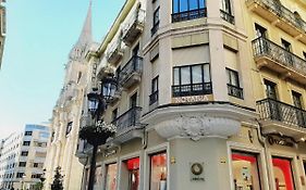 Apartamentos Vega by gaiarooms